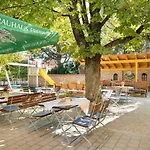Neuwirt Hotel 3*