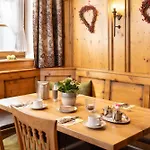 Hotel Neuwirt 3*