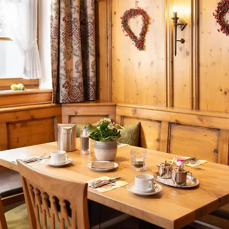 Hotel Neuwirt 3*