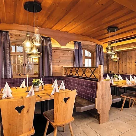 Neuwirt Otel