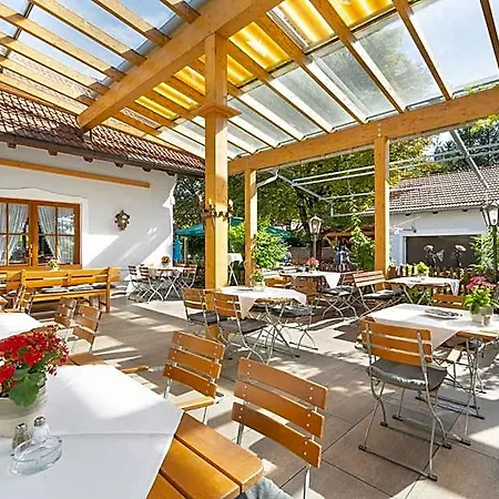 Neuwirt Otel