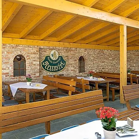 Otel Neuwirt