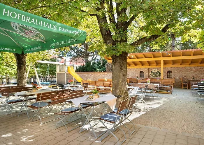 Neuwirt Hotel 3*