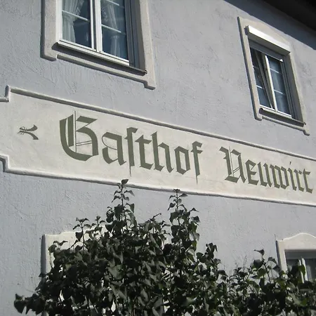Hotel Neuwirt 3*