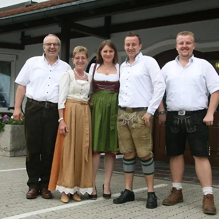 Neuwirt Hotel